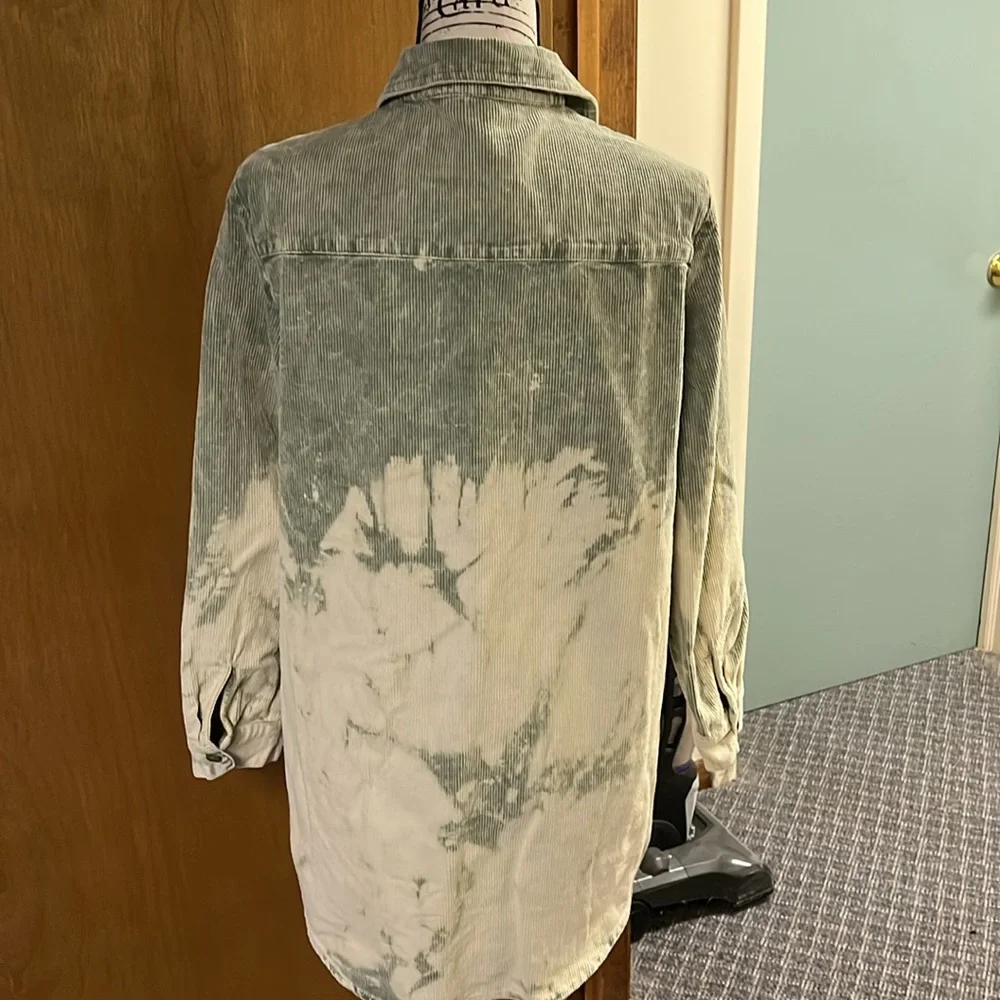 Jacket - Picture 2 of 5